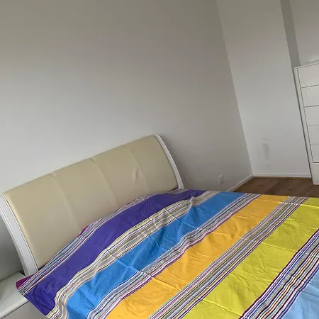Hotel Simple Confortable A Louer. Vitry-sur-Seine